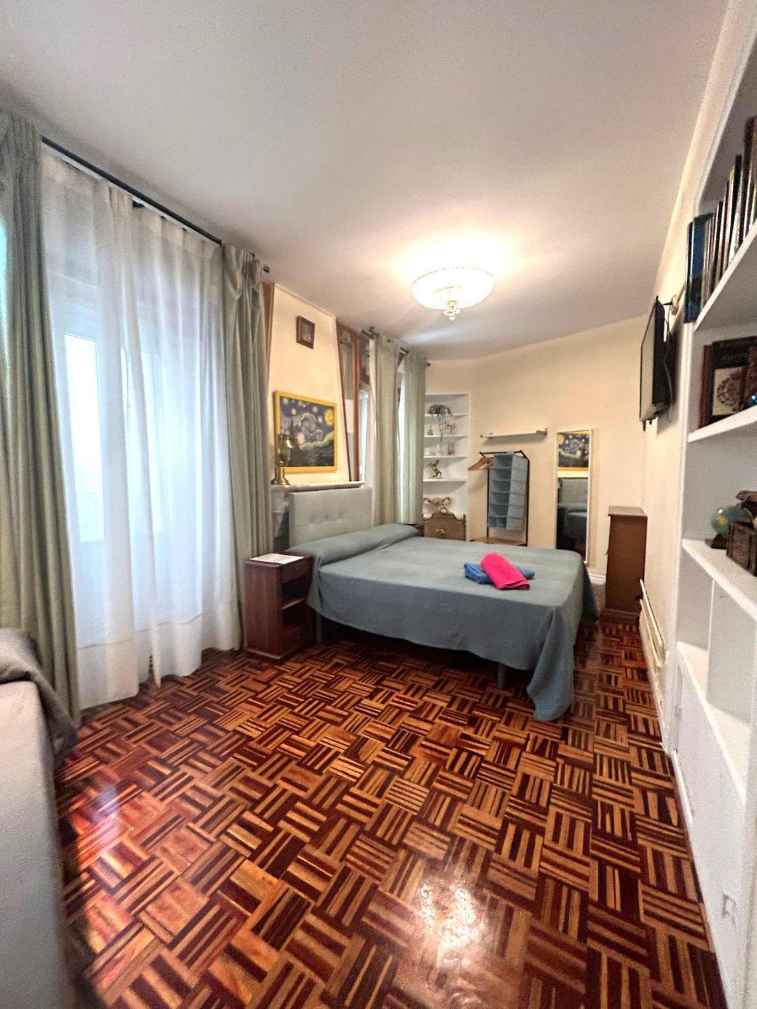 Rooms Luisa Madrid Exterior foto